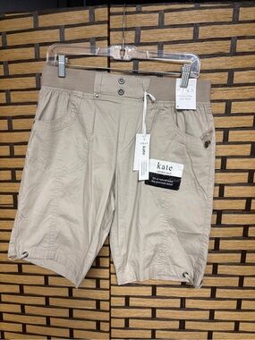 Dash Kate khaki Bermuda shorts size small